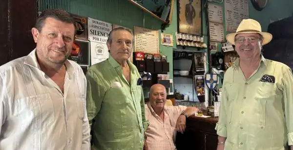 Cien años de vino y flamenco