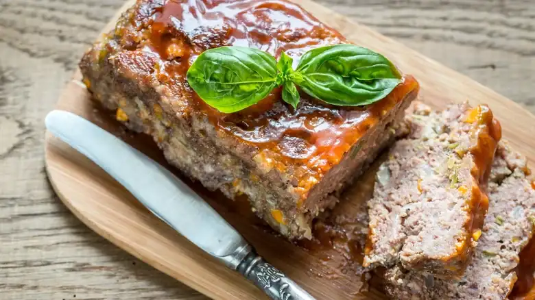 Here's Why Your Meatloaf Always Falls Apart When You Cut It