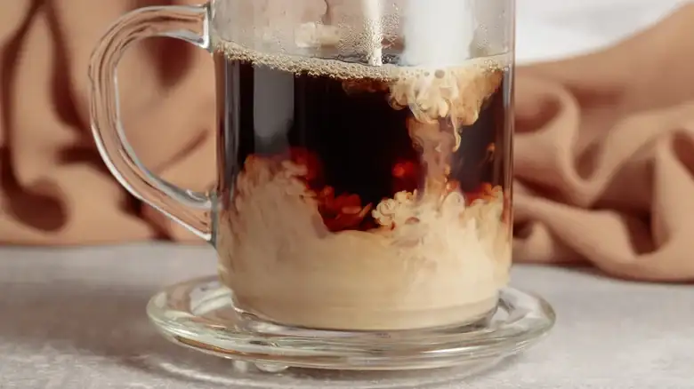 La próxima vez que prepares un pudín, usa tu crema para café