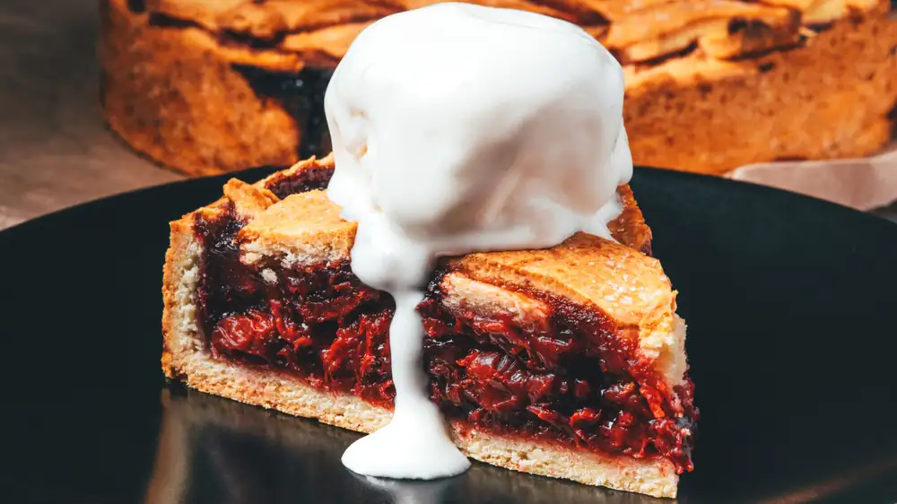Why Pie Is So Common At Old-School Diners
