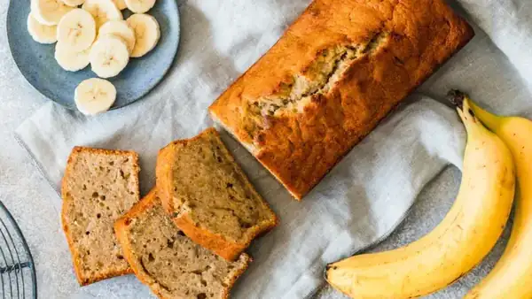 Simple banana bread