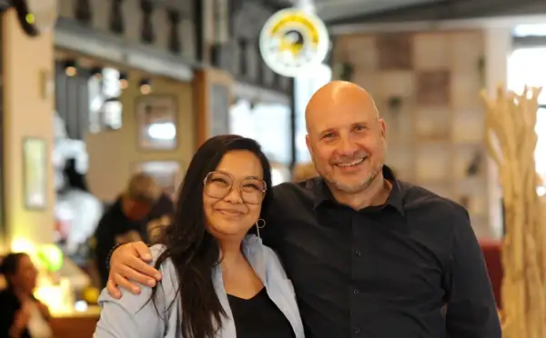 Viengkham Jabri; de empleado a empresario en Mulhouse al hacerse cargo de Engel's Coffee y Mamma Mozza