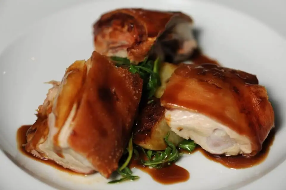Suckling pig w/ Potatoes and Rocket