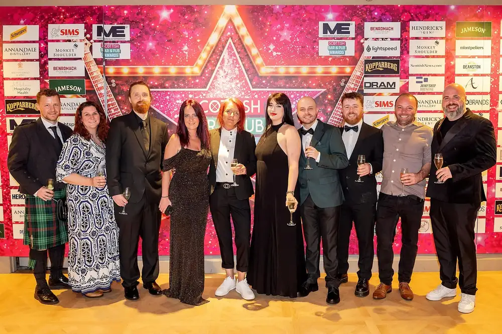 En imágenes: Estrellas de la hostelería local celebran en los Scottish Bar & Pub Awards 2026