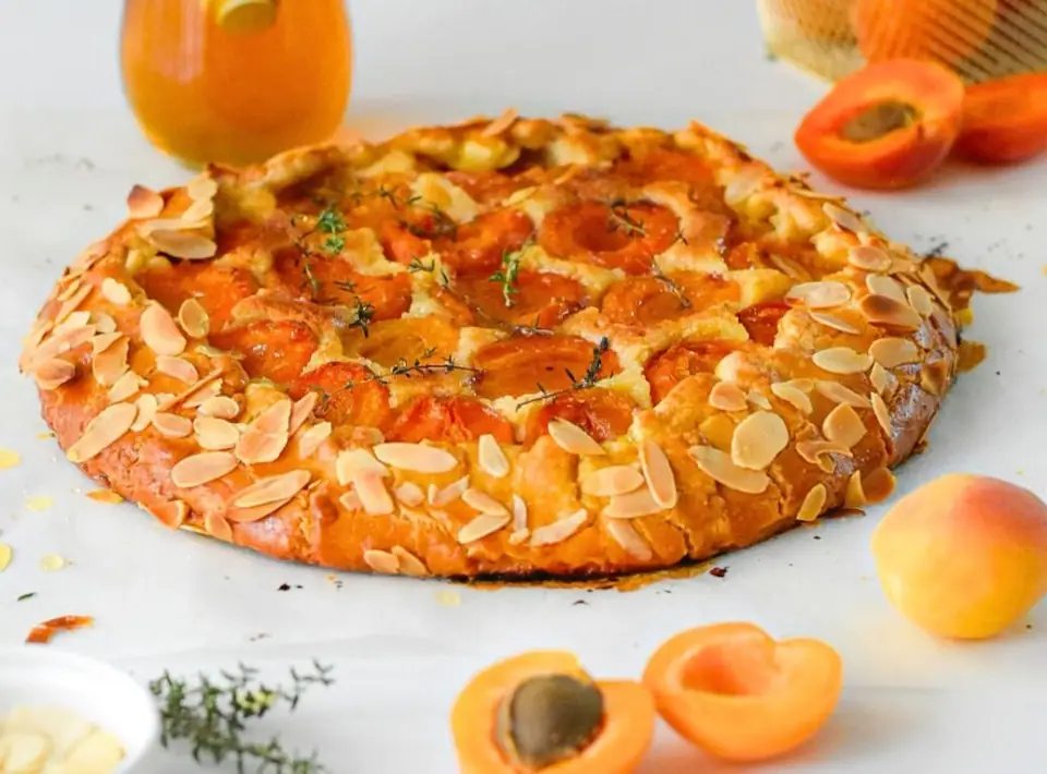 Galette de albaricoque con crema de frangipane
