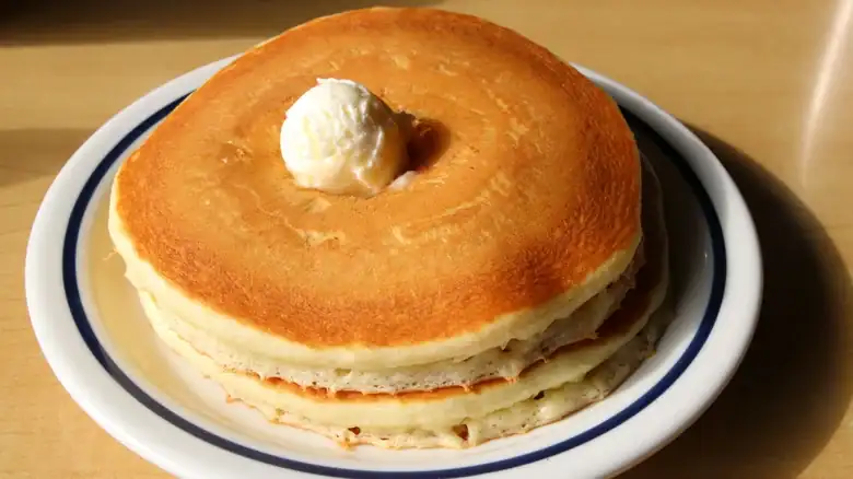 ¿IHOP todavía regala panqueques por tu cumpleaños?