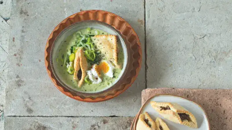 Leek soup & baked meatballs