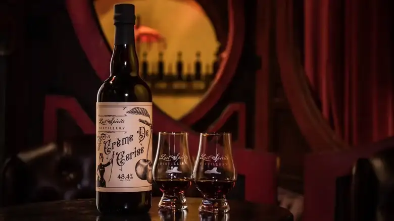 The Nautical Fantasy-Themed Las Vegas Restaurant That Serves 16 Courses Of Rum