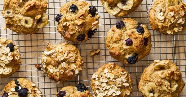 Easy Yogurt Muffins Recipe • 4★ • 40 min