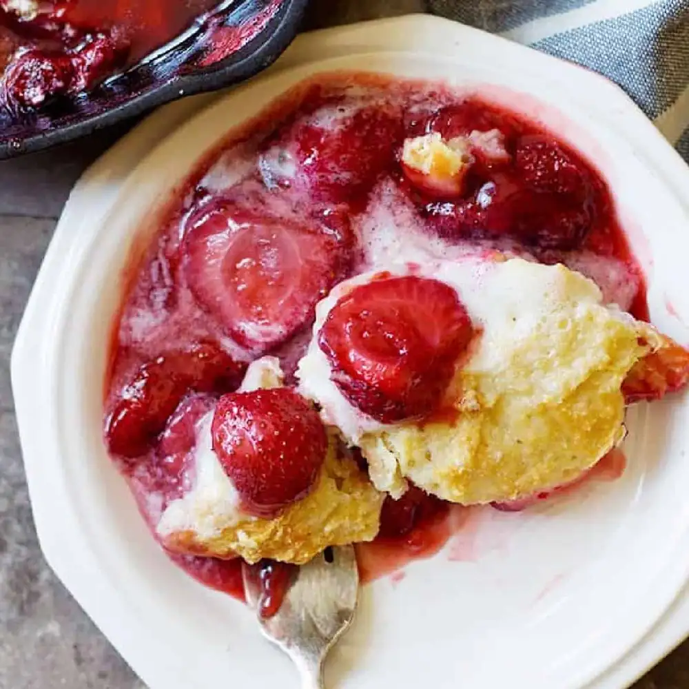 Best Strawberry Cobbler From Scratch