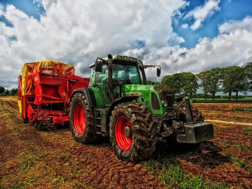 Las principales empresas británicas del sector agroalimentario unen fuerzas para lanzar Agri-EPI, un centro de innovación en agricultura de precisión con una inversión de 40 millones de libras esterlinas