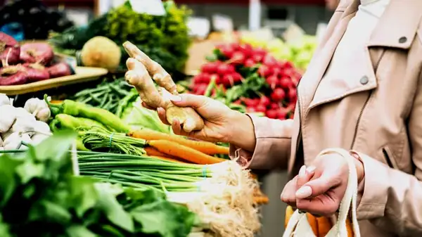 The Smart Way To Shop For Ginger For The Strongest Flavor