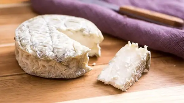 Robiola di Roccaverano and Strachitunt are in crisis; producers are calling for the preservation of their PDO cheeses