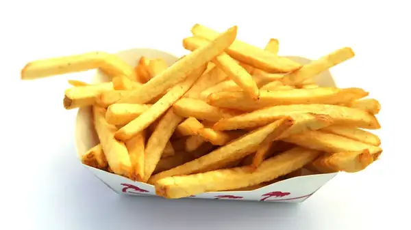 ¿Cuántos ingredientes tienen las famosas papas fritas de In-N-Out (y cómo se preparan)?