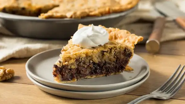 Are Derby Pie And Pecan Pie The Same?