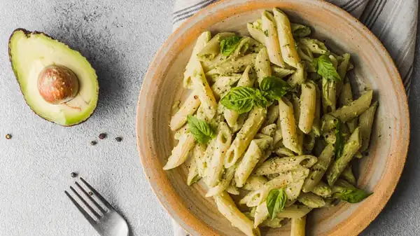 Totally Elevate Your Boxed Mac And Cheese With Just An Avocado