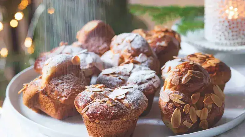 Christmas shamrocks from muffin tins