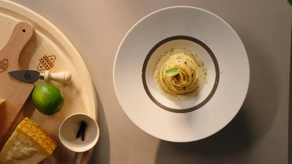 Gragnano Spaghetti “Selezione Gentile”, Grana Padano Riserva, lime, anchovies and Java pepper