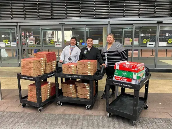 Dallas Mavericks’ Seth Curry Donated Cane Rosso Pizzas to Local Healthcare Workers