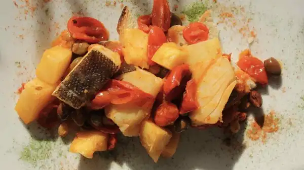 L'Osteria degli Avvocati Roma, a no-frills restaurant that focuses on cod