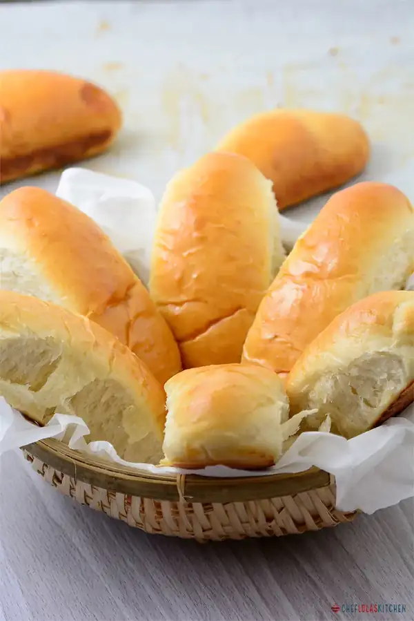 Quick and easy hot dog buns recipe