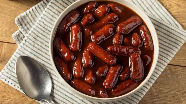 These Whiskey-Infused Wieners Bring Vintage Flair To Your Party Spread