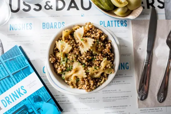 Pasta con forma de pajarita: ¿Es algo judío?