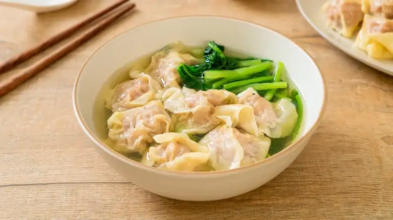 The Store-Bought Shortcut For Restaurant Worthy Wonton Soup