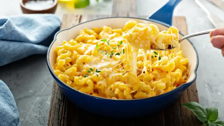 Ina Garten Leaves Her Mac And Cheese Out Overnight For A Delicious Purpose