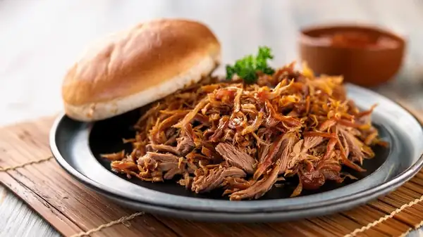 For More Flavorful Pulled Pork, Pour In One Fizzy Drink