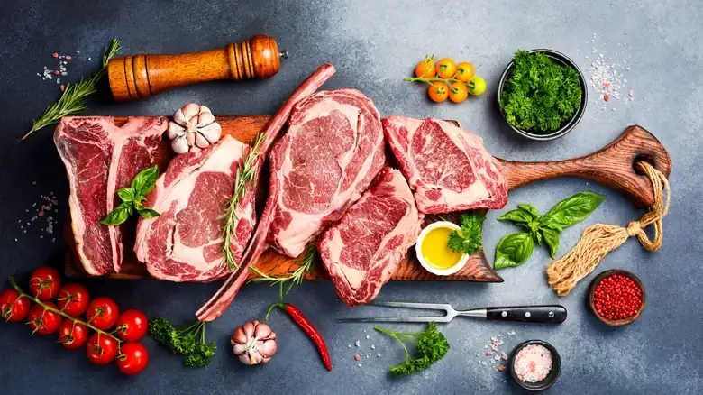 What It Means When Your Uncooked Steak Turns Brown