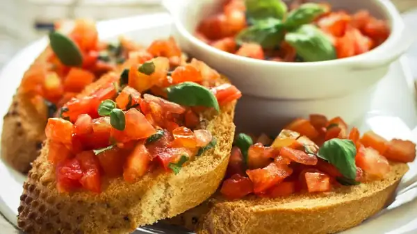 The Best Tomatoes For Bruschetta All Share A Common Trait
