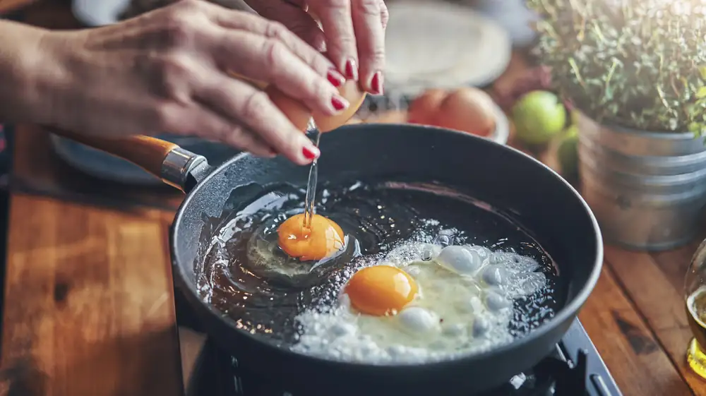 12 Mistakes You Need To Stop Making With Your Nonstick Cookware