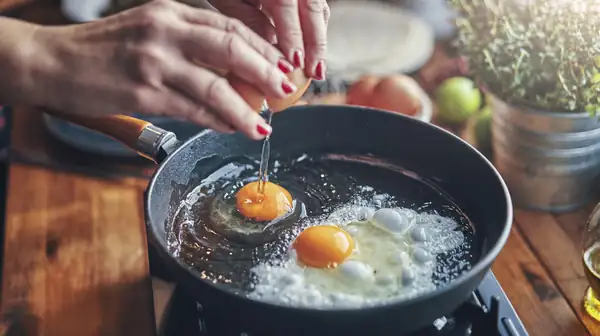 12 Mistakes You Need To Stop Making With Your Nonstick Cookware