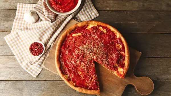 The Brilliant Reason Chicago Thin Crust Pizza Is Cut In Squares