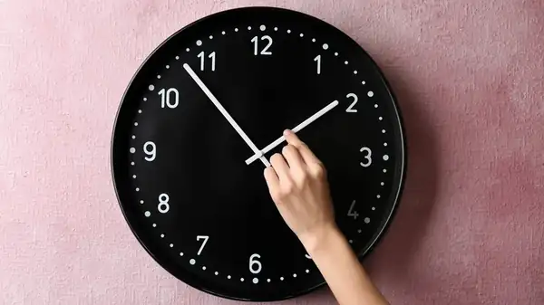 How Eggo Is Trying To Capitalize On Parents' Hatred Of Daylight Savings