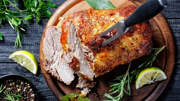 The Best Way To Reheat Leftover Pork Tenderloin (And Keep It Moist In The Process)