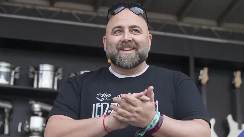 The Light, Crispy Secret Behind Duff Goldman's Cheeseburger Buns