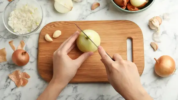 If You Don't Want To Cry While Cutting Onions, Try Lighting A Candle