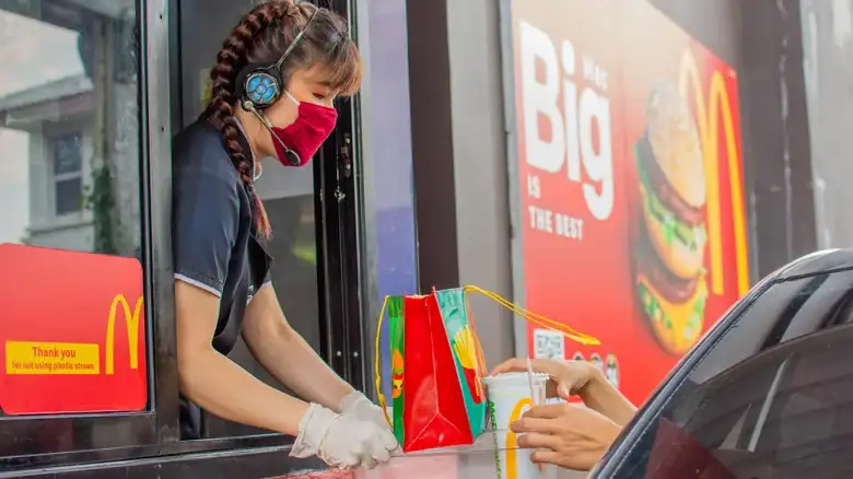 Is The Best Way To Be Polite To Drive-Thru Servers Not To Talk To Them At All?