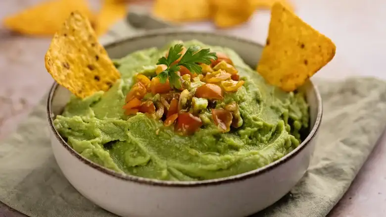 The Plastic Bag Trick For Extra Smooth Guacamole