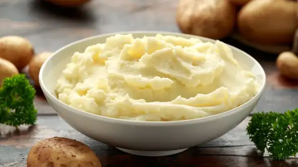 You Should Really Be Adding Crab Fat To Your Mashed Potatoes