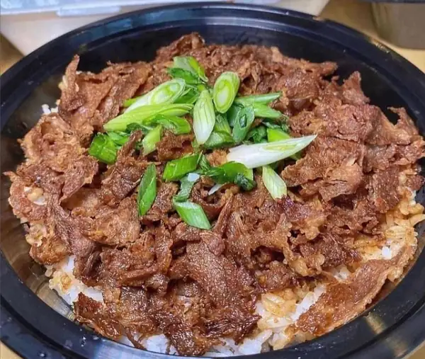 With Rib-Eye Adobo, Oming’s Kitchen Expands to East Las Vegas
