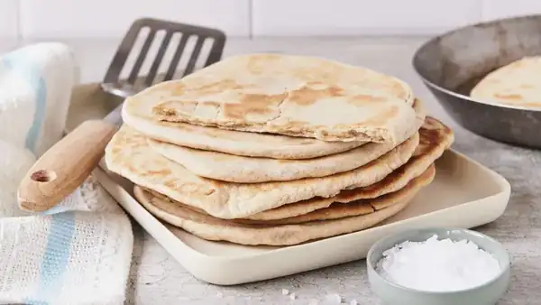 Yeast-free flatbread from a pan
