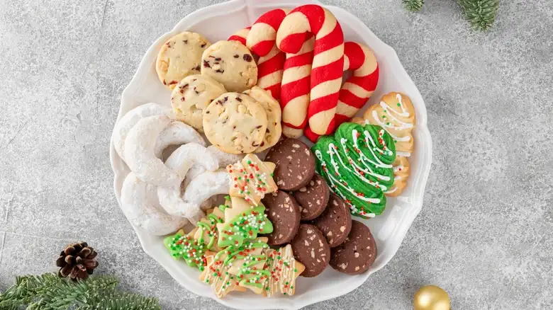 To Make Cute Christmas Tree Cookies, Grab Your Piping Bag
