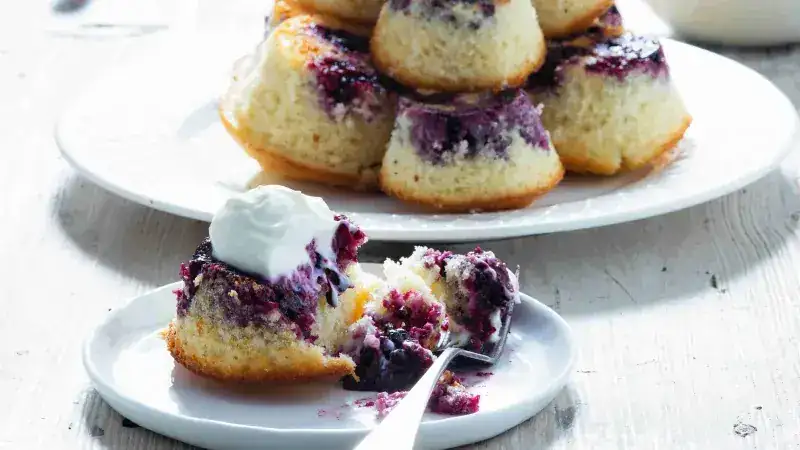 Blackberry muffins