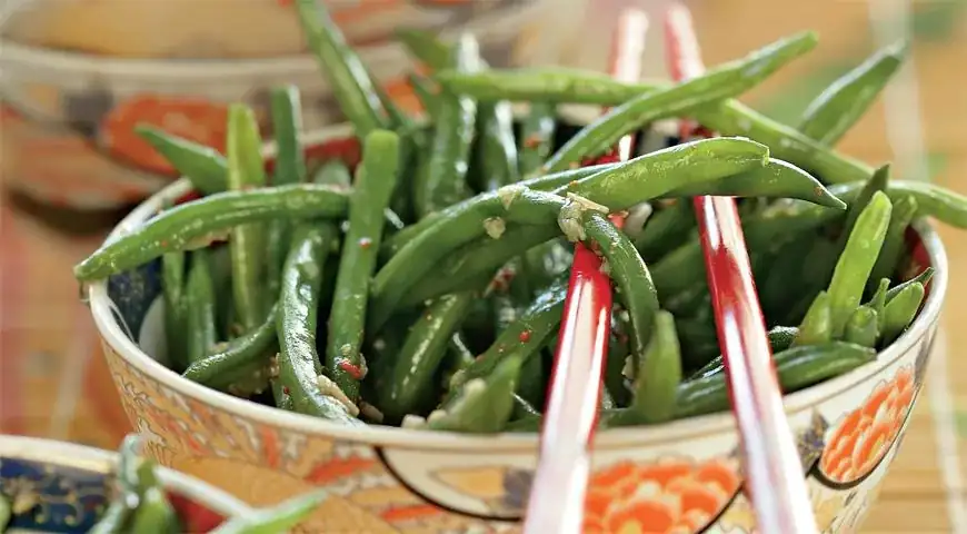 Green Bean and Mushroom Salad