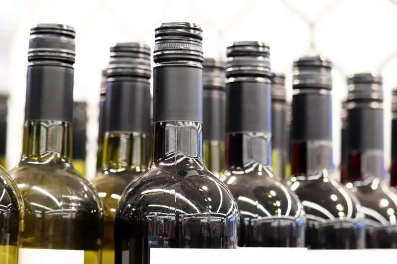 Moldavia exporta su menor volumen de vino en una década