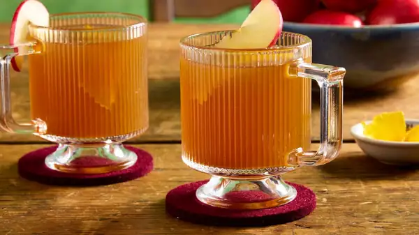 Sidra de manzana vs. zumo de manzana: ¿Cuál es la diferencia?