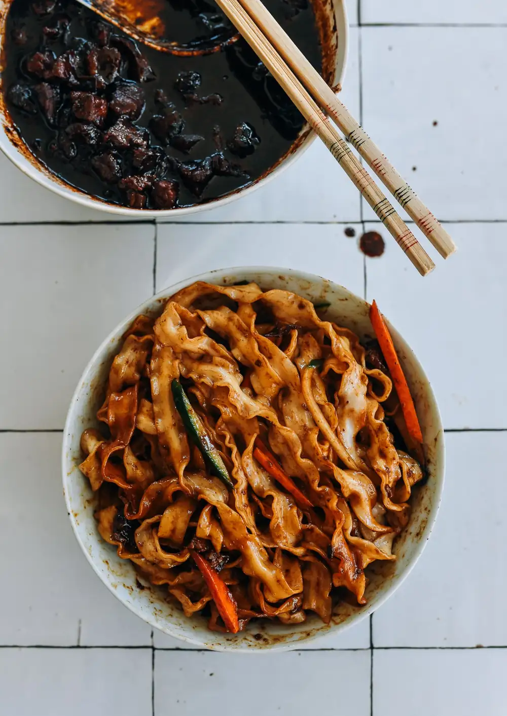 Zha Jiang Mian (fideos con salsa frita de Beijing)